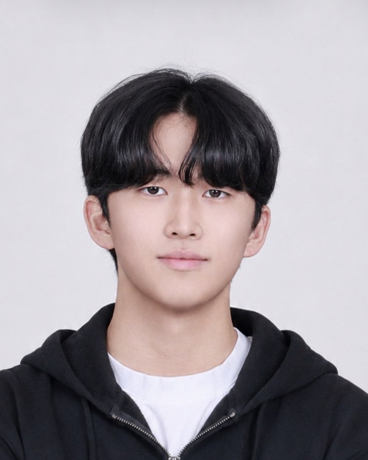 Portrait of Dohyun Jeon